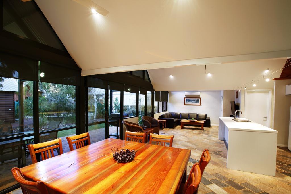Whalers Cove Villas Dunsborough Kamer foto